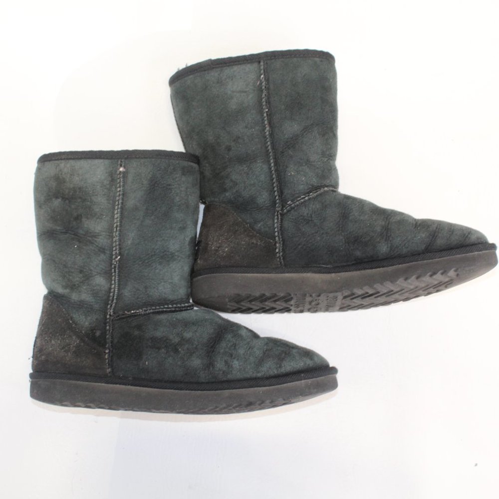 UGG Australia Classic Mid Calf Sheepskin Suede Boots Black Style F8006 #125 - Picture 7 of 11